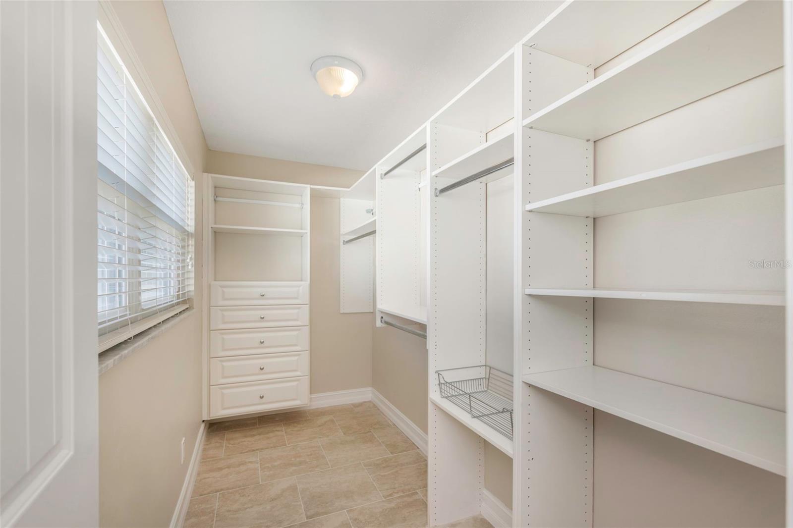 Image 36 of 90 For 3887 50th Avenue S