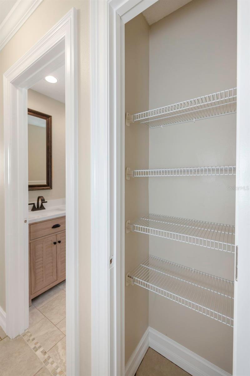 Image 37 of 90 For 3887 50th Avenue S