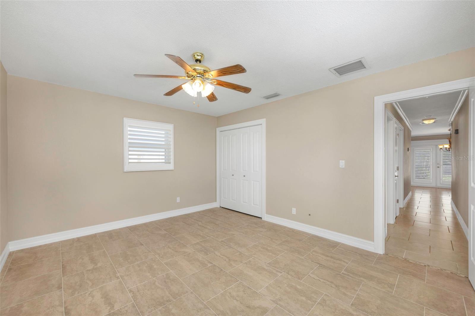 Image 43 of 90 For 3887 50th Avenue S