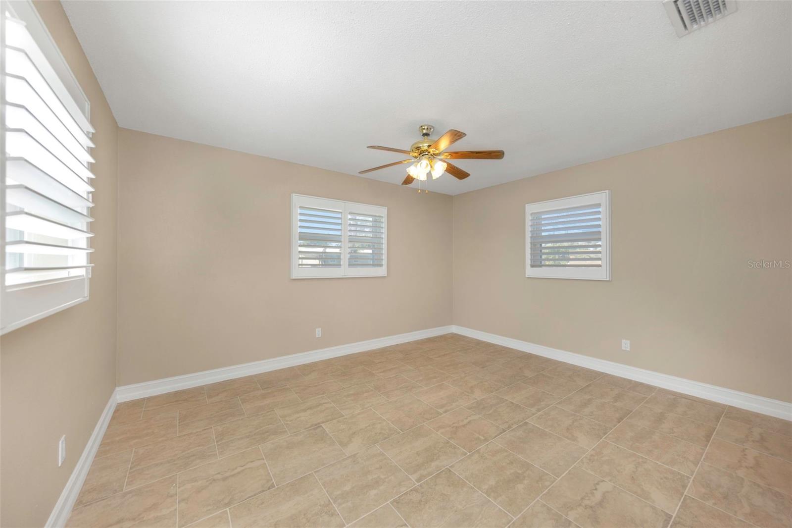 Image 44 of 90 For 3887 50th Avenue S