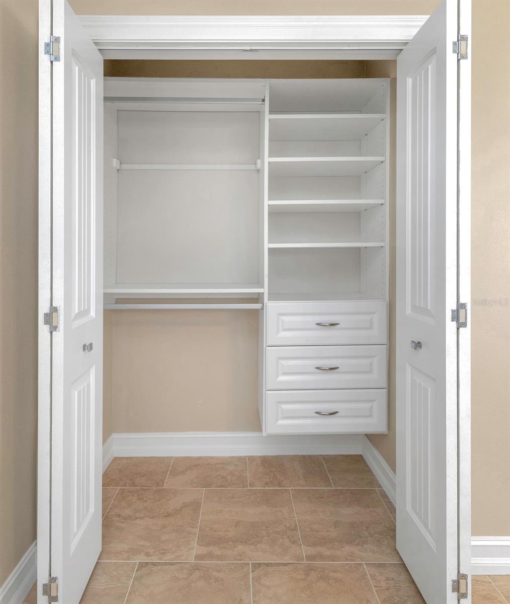 Image 45 of 90 For 3887 50th Avenue S