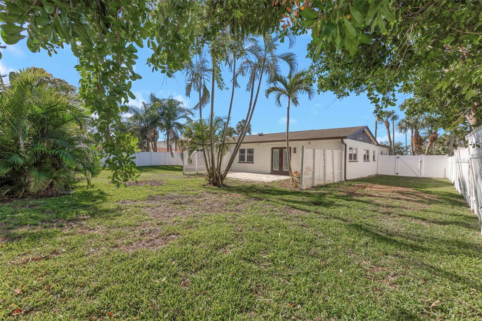 Image 56 of 90 For 3887 50th Avenue S