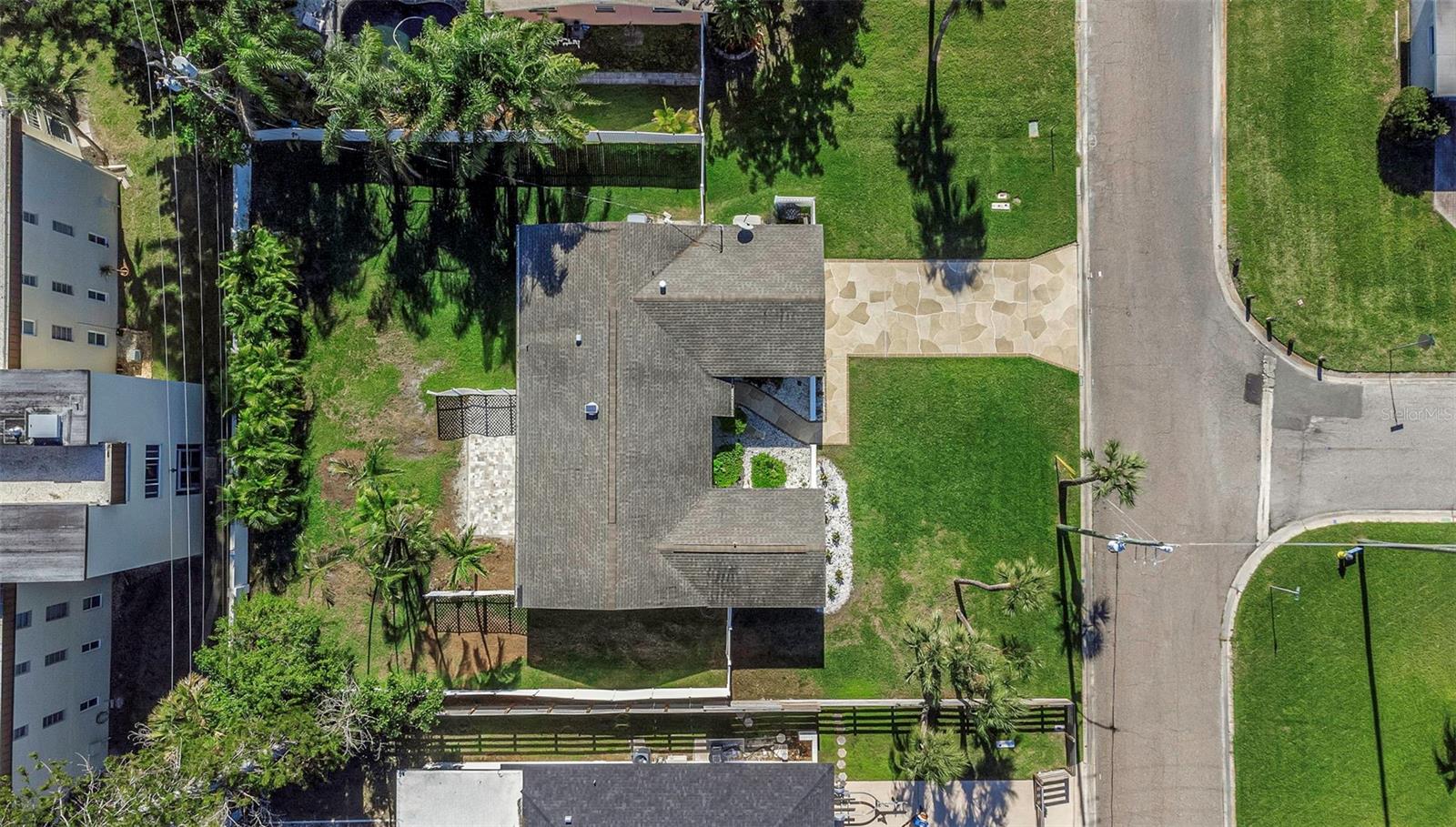 Image 74 of 90 For 3887 50th Avenue S