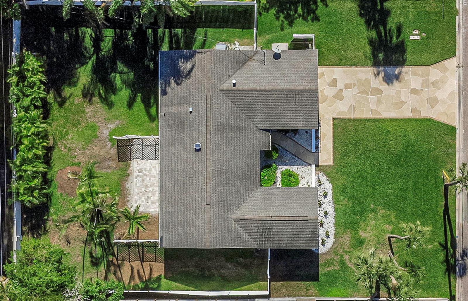 Image 77 of 90 For 3887 50th Avenue S