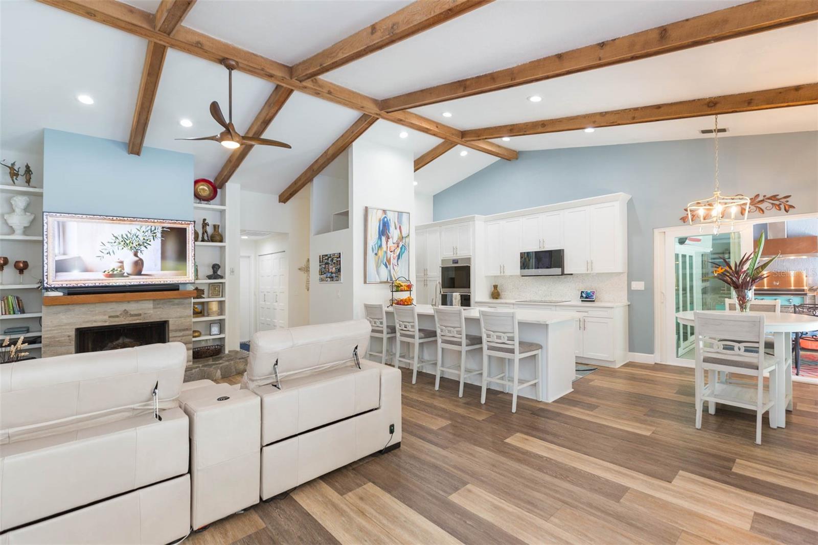 Image 11 of 76 For 5039 Barrowe Drive