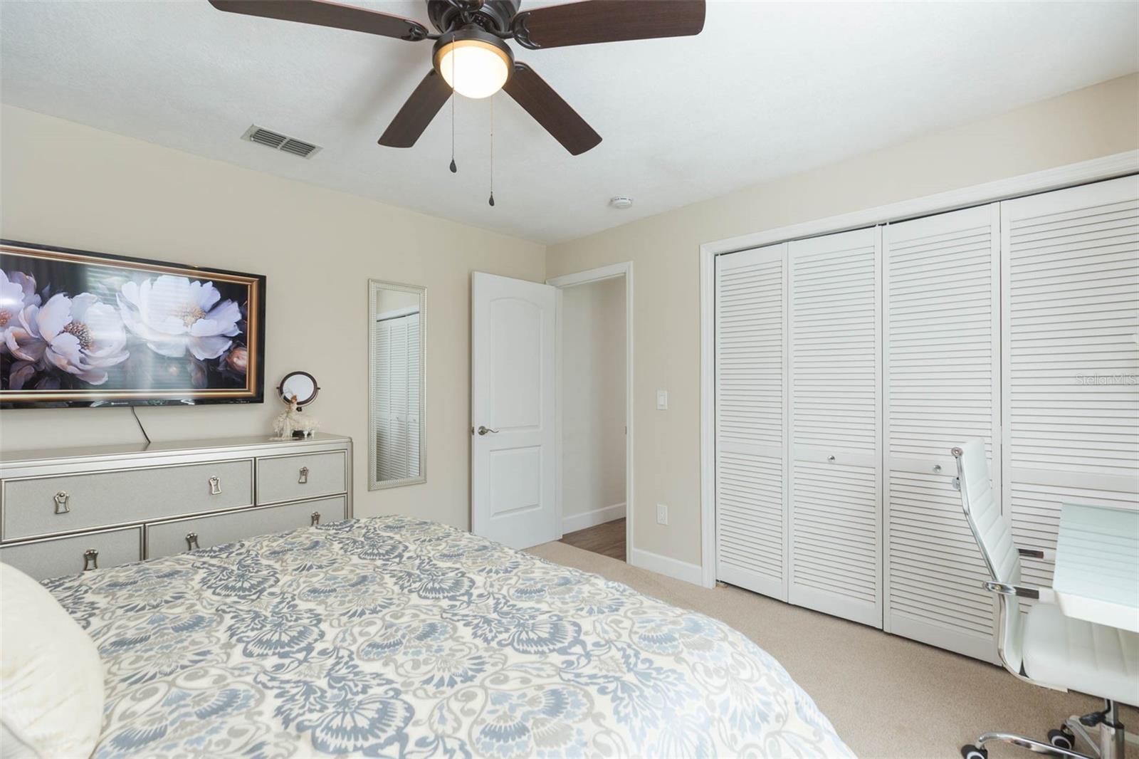 Image 36 of 76 For 5039 Barrowe Drive