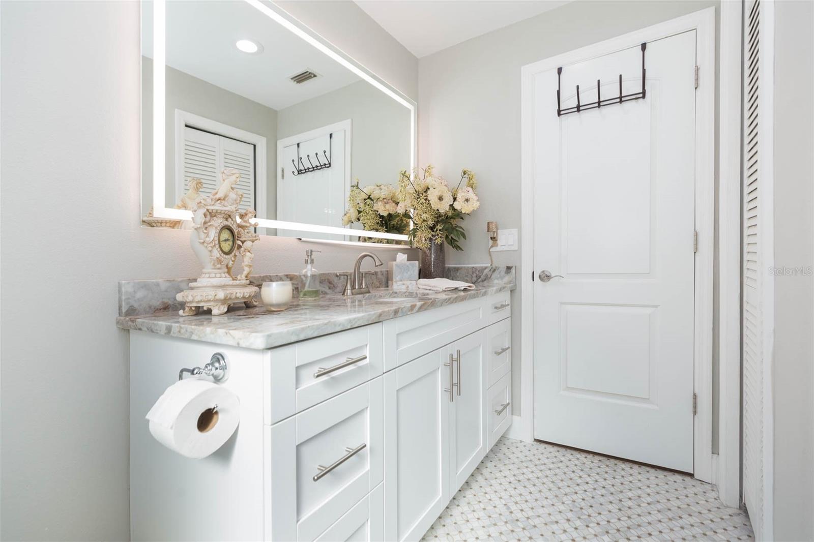 Image 38 of 76 For 5039 Barrowe Drive