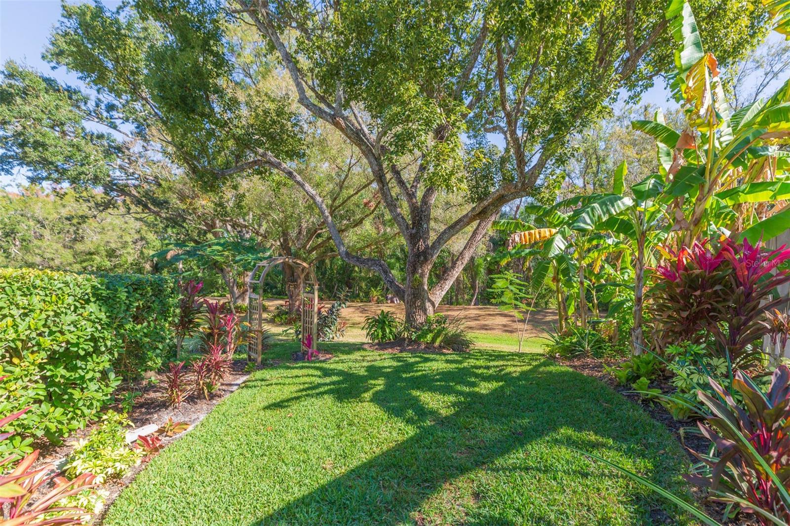 Image 61 of 76 For 5039 Barrowe Drive