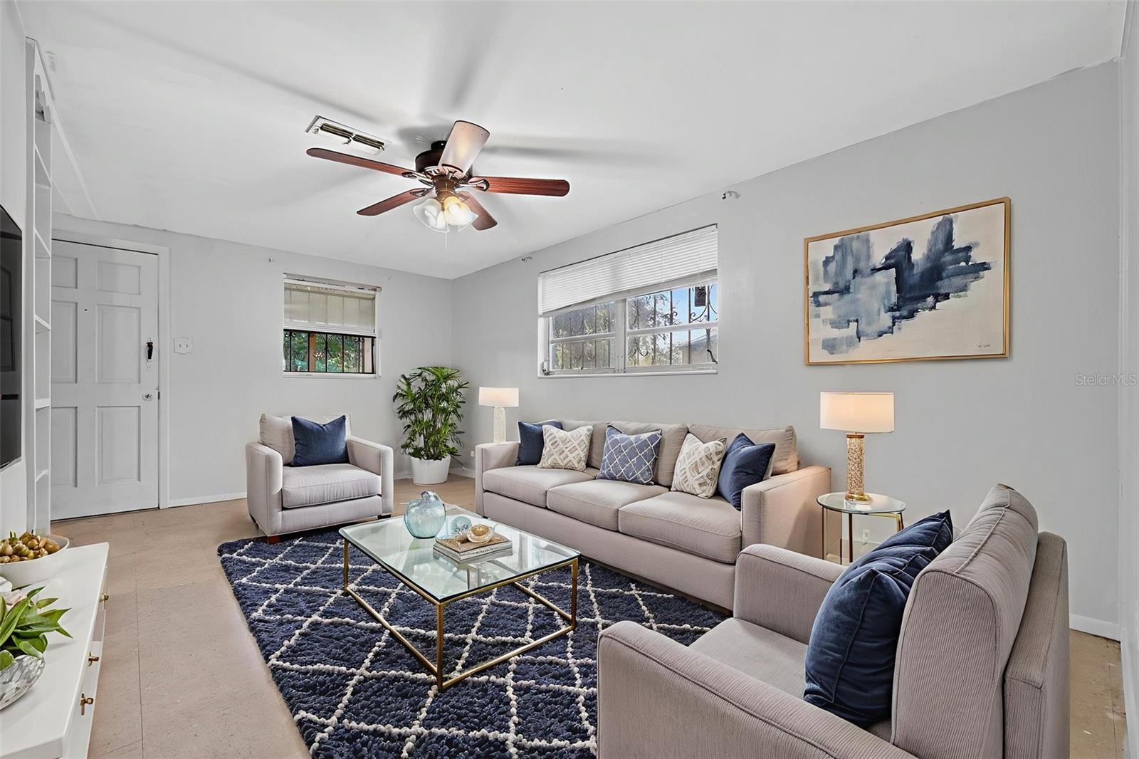 Listing photo id 8 for 614 Spruce Street