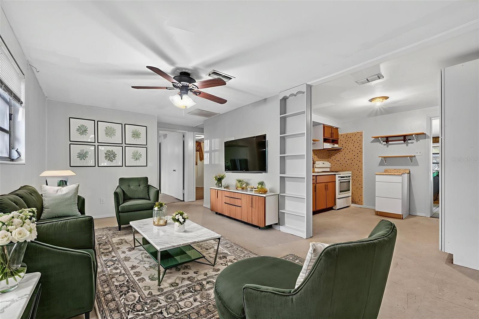 Listing photo id 12 for 614 Spruce Street