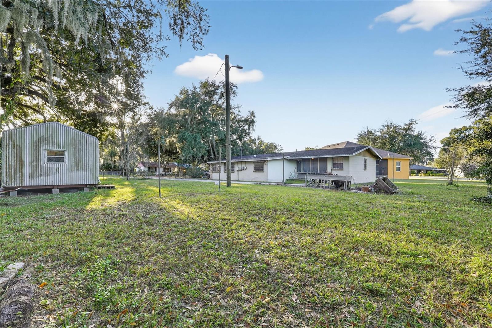 Listing photo id 51 for 614 Spruce Street