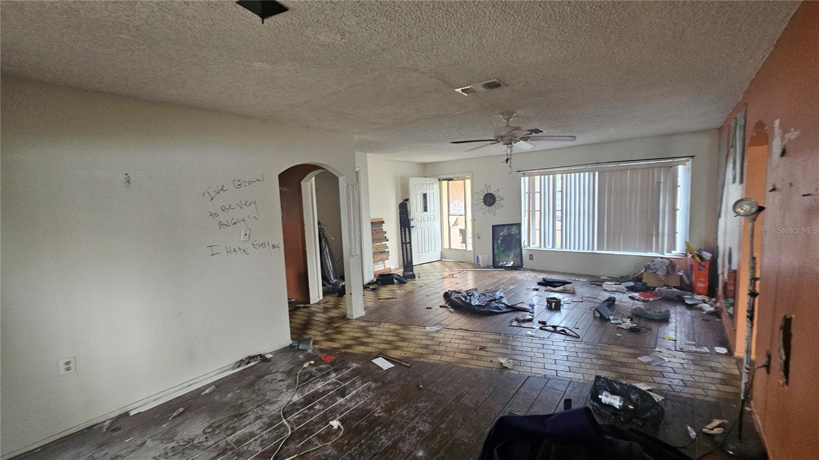 Image 11 of 100 For 8428 Paxton Drive