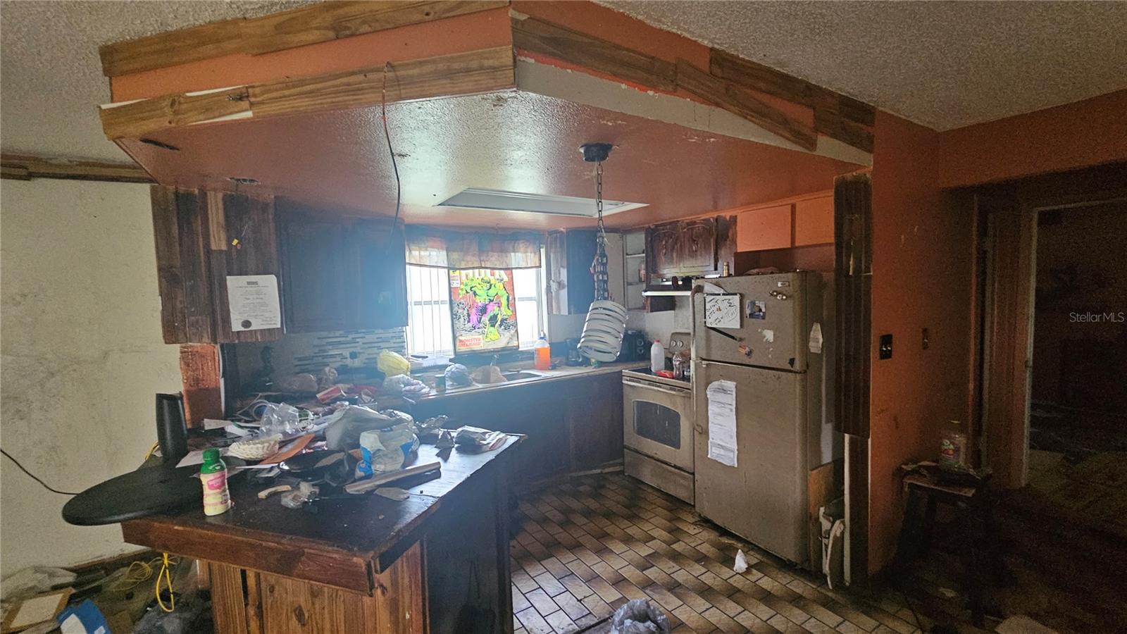 Image 17 of 100 For 8428 Paxton Drive