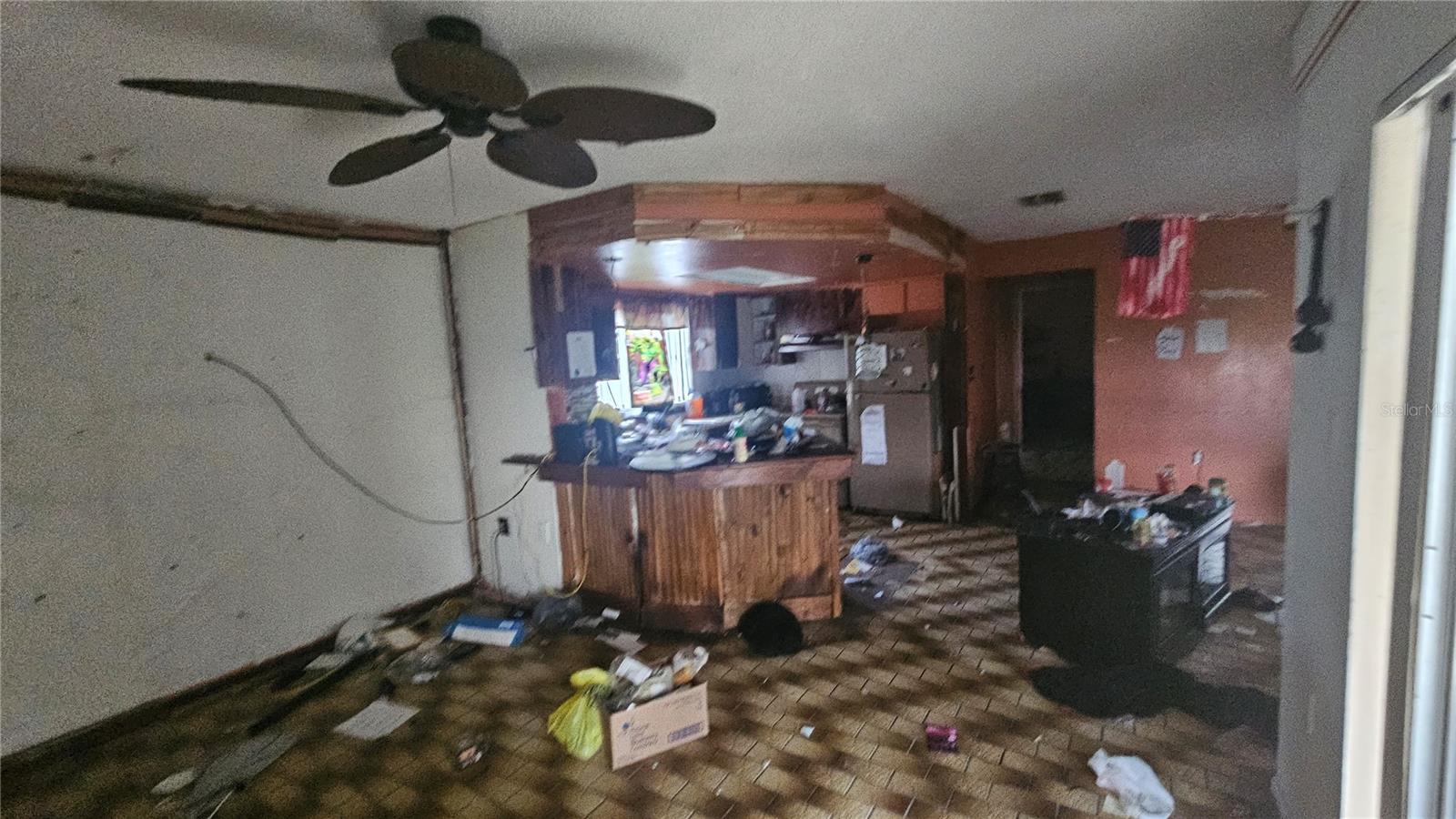 Image 19 of 100 For 8428 Paxton Drive