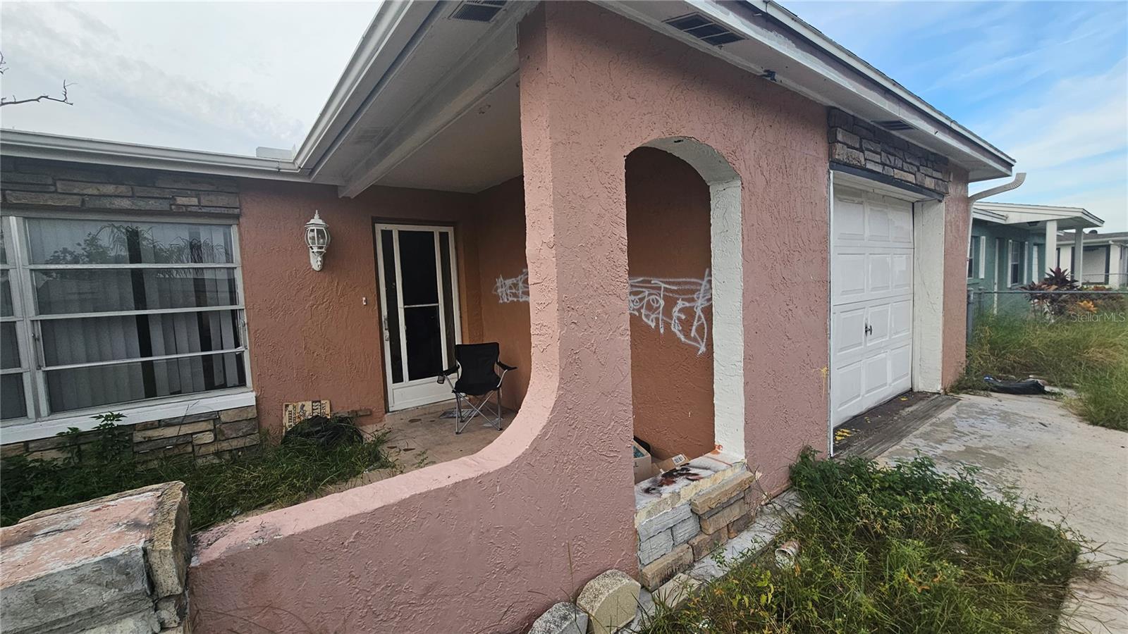 Image 5 of 100 For 8428 Paxton Drive