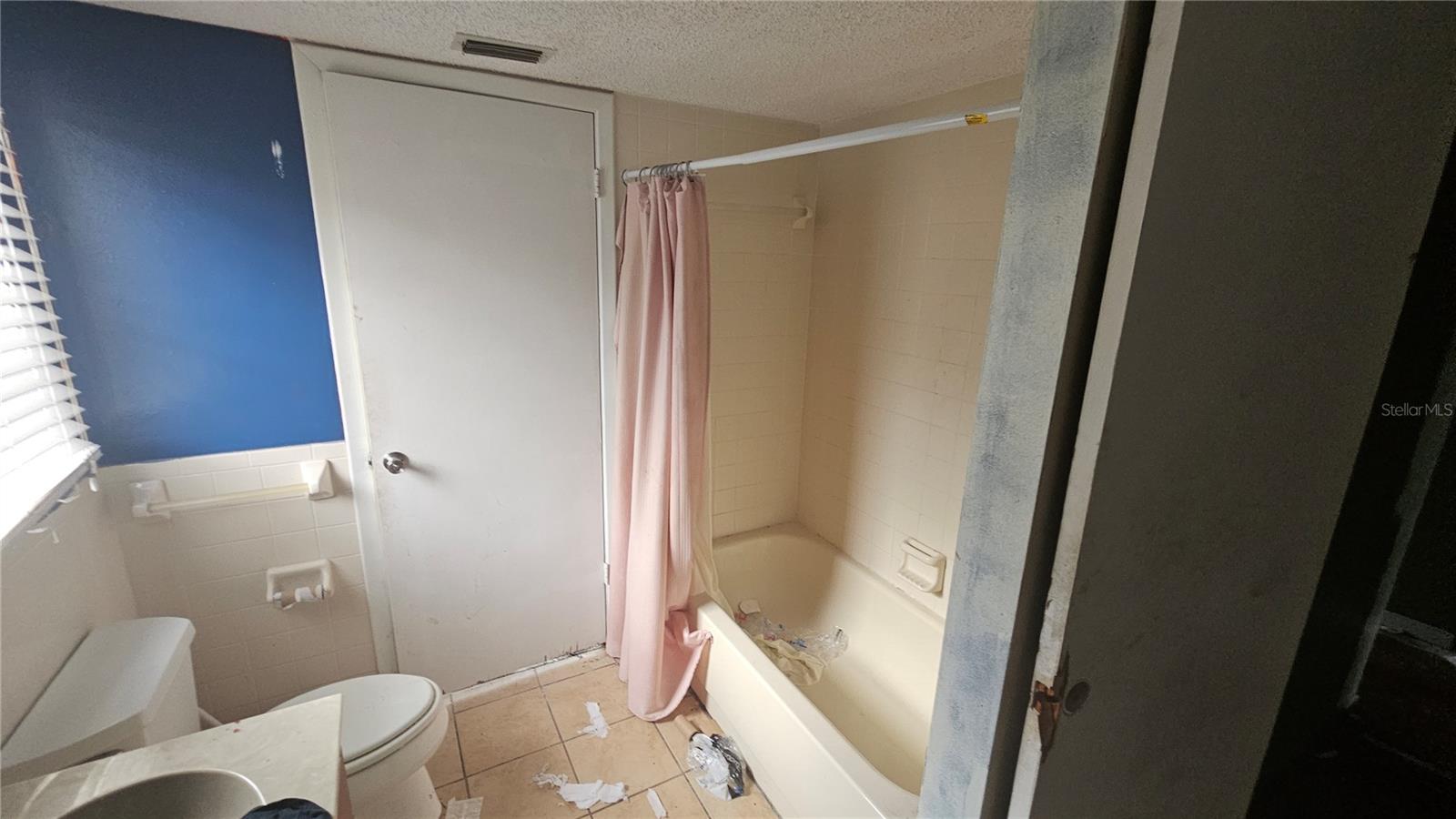 Image 72 of 100 For 8428 Paxton Drive