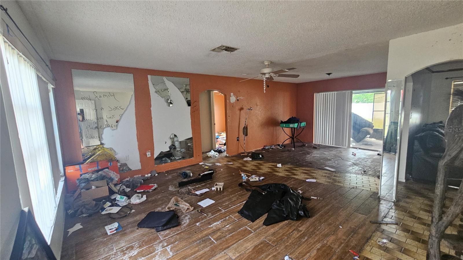 Image 8 of 100 For 8428 Paxton Drive