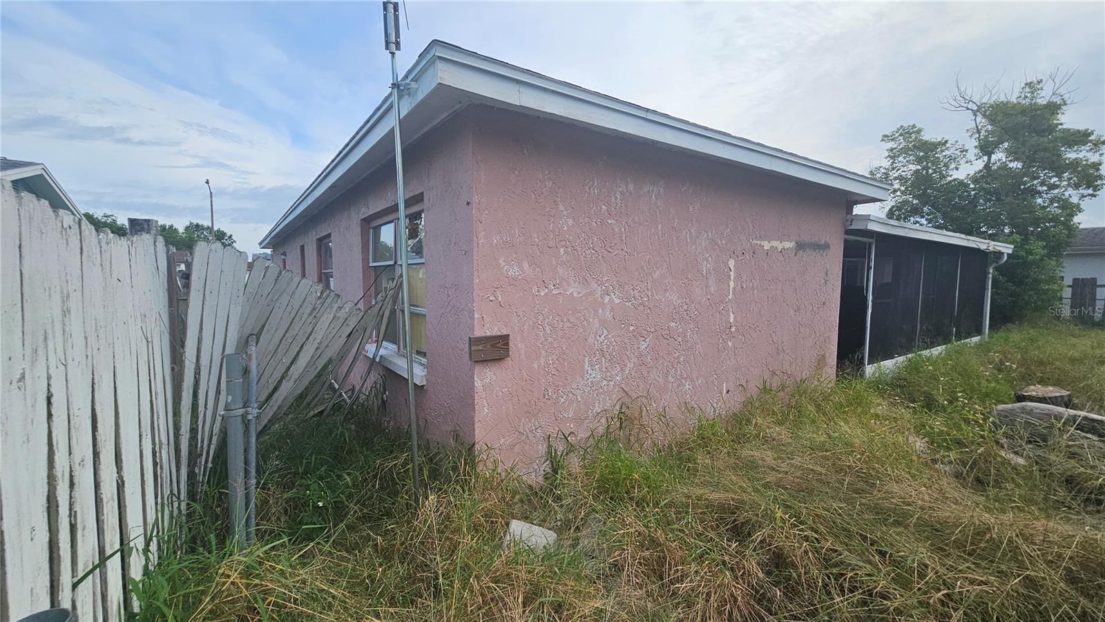 Image 94 of 100 For 8428 Paxton Drive