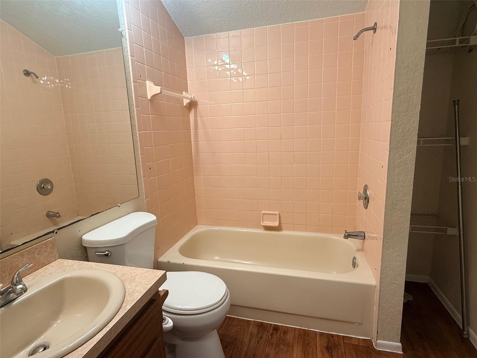 Image 21 of 31 For 3610 Dartmouth Avenue N