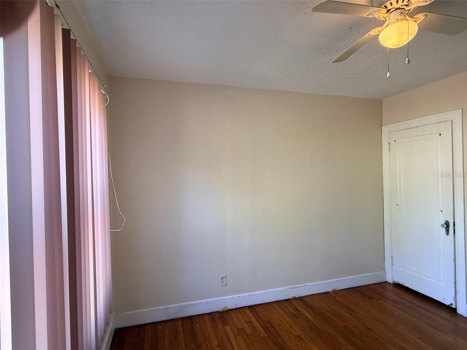 Image 24 of 31 For 3610 Dartmouth Avenue N