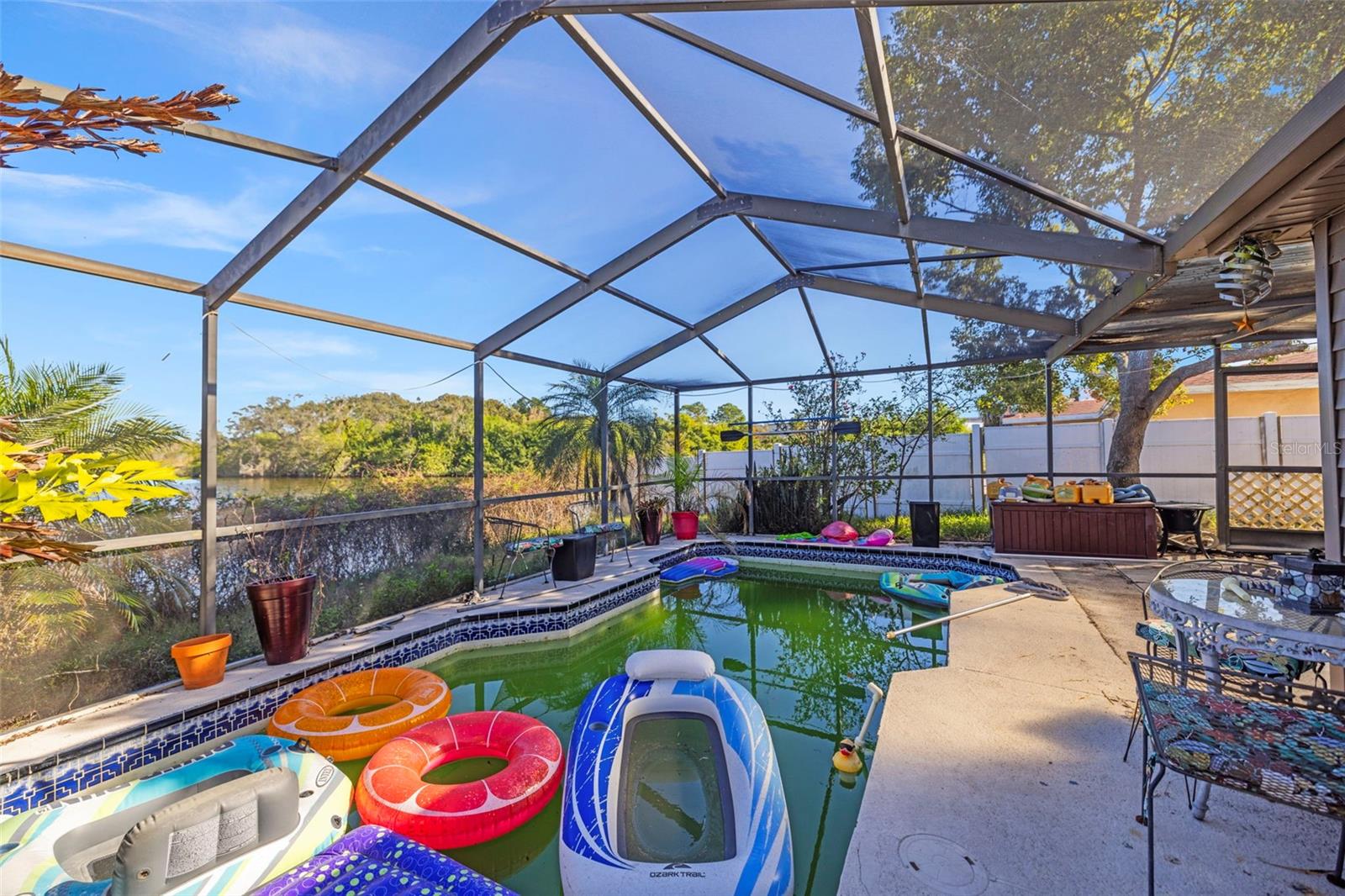 Image 16 of 19 For 3931 Holiday Lake Drive