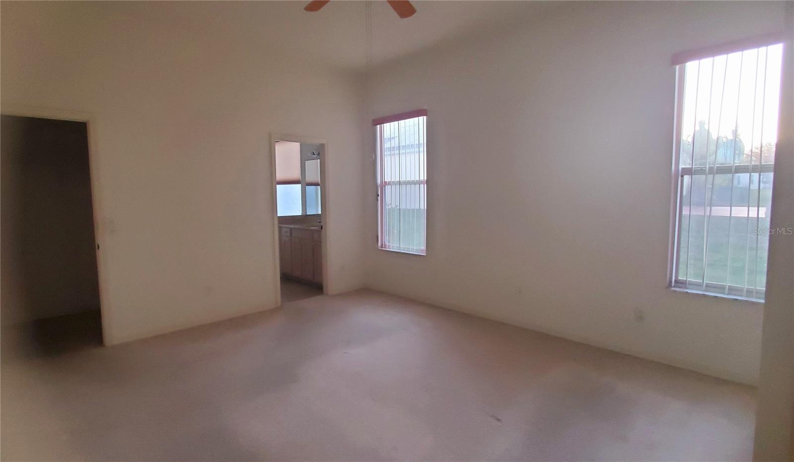 Image 14 of 31 For 17824 114th Court