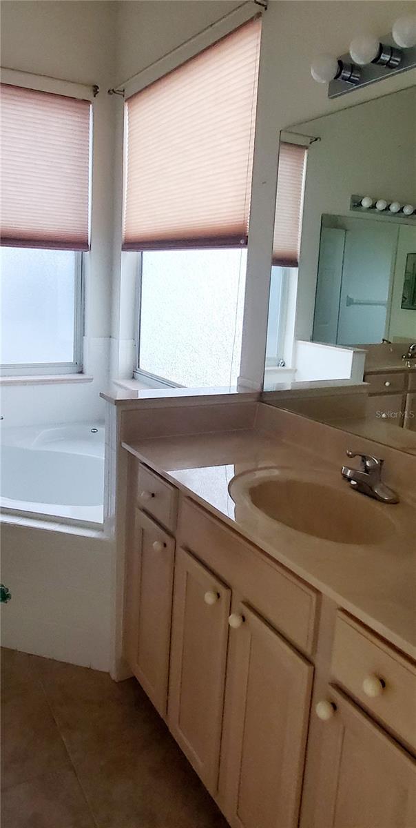 Image 16 of 31 For 17824 114th Court