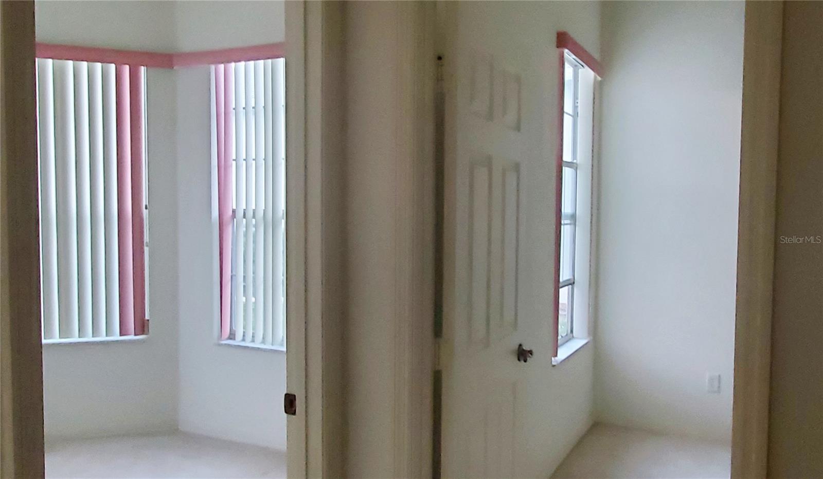 Image 21 of 31 For 17824 114th Court