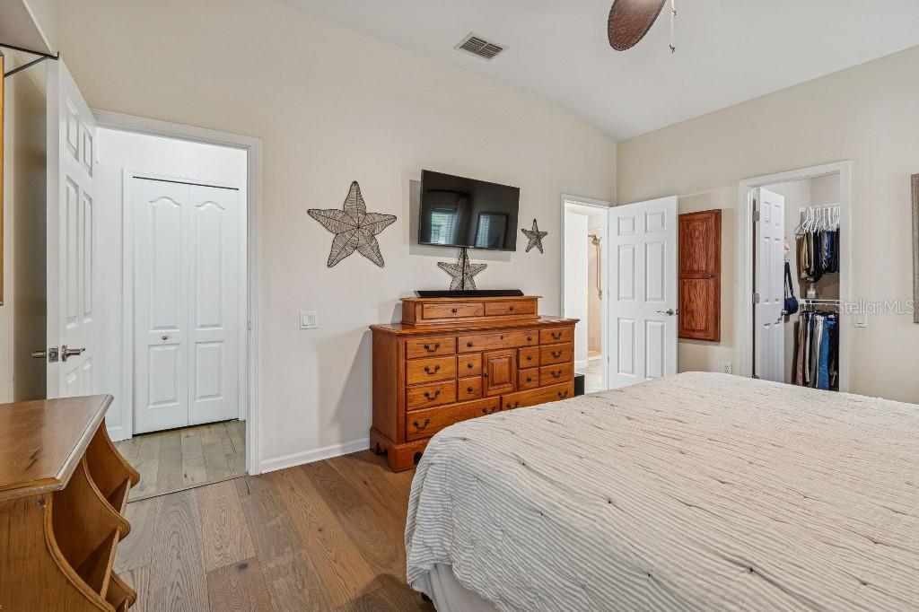 Image 20 of 43 For 5629 Grindstone Loop