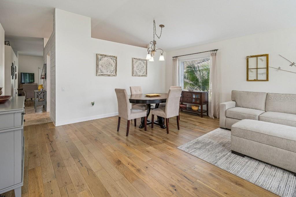 Image 5 of 43 For 5629 Grindstone Loop