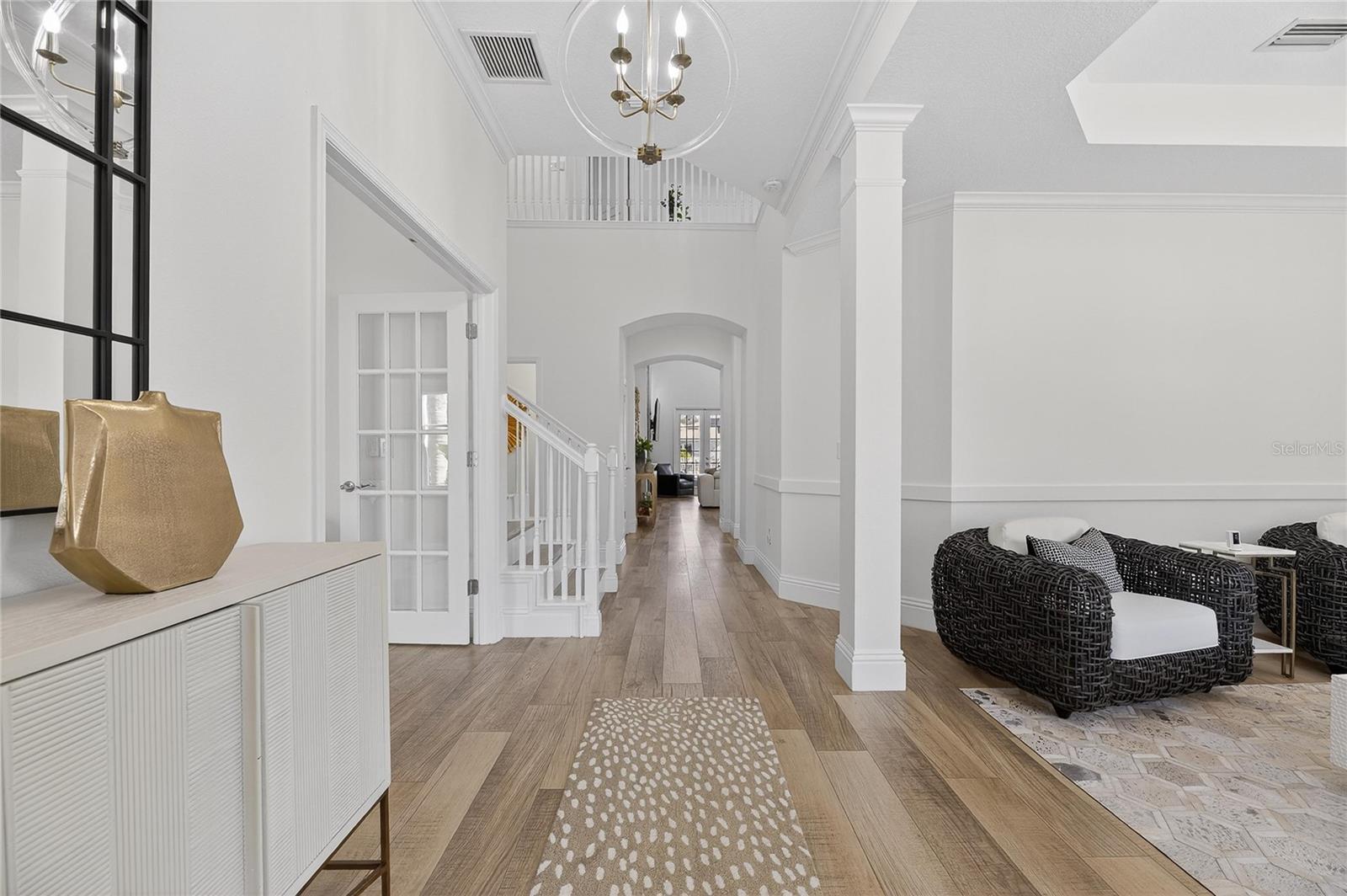 Image 13 of 96 For 415 Islebay Drive