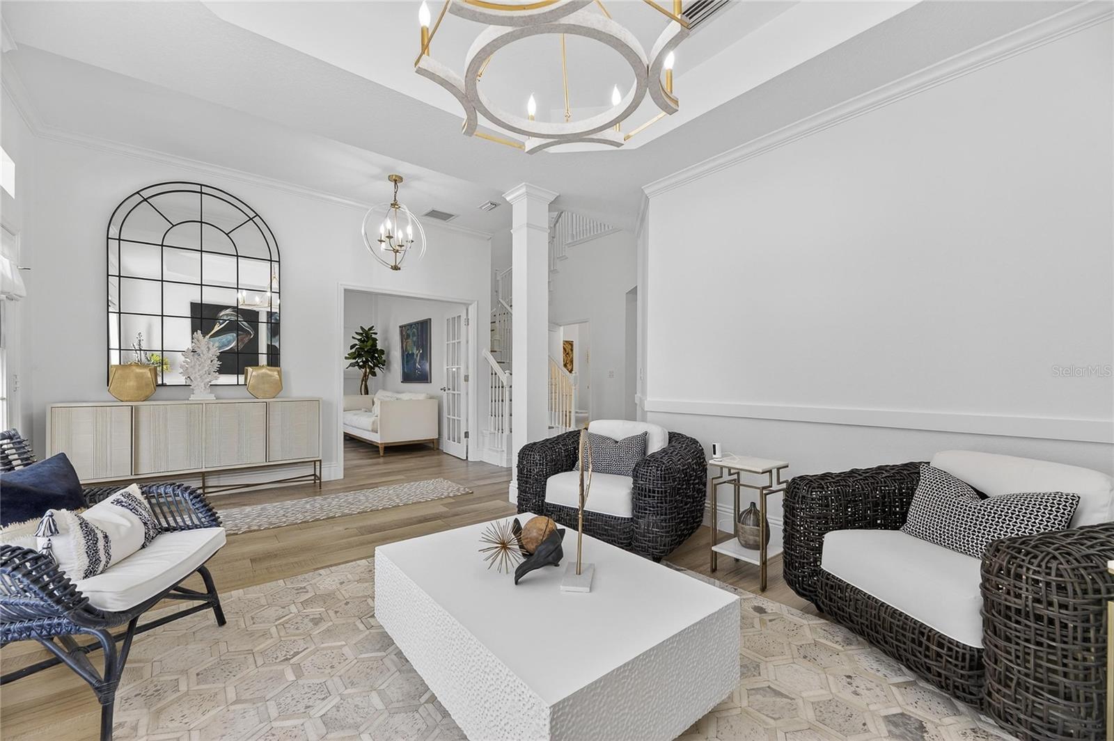 Image 16 of 96 For 415 Islebay Drive