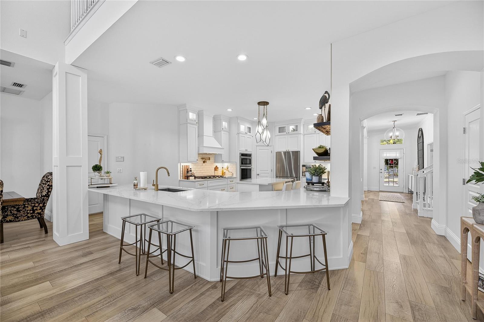 Image 24 of 96 For 415 Islebay Drive