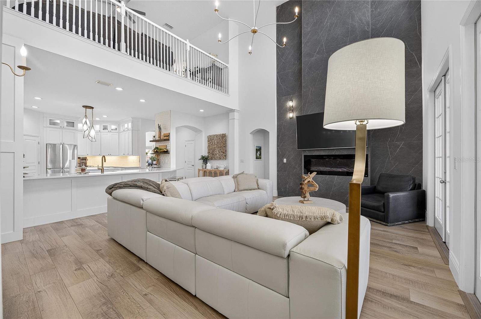 Image 37 of 96 For 415 Islebay Drive