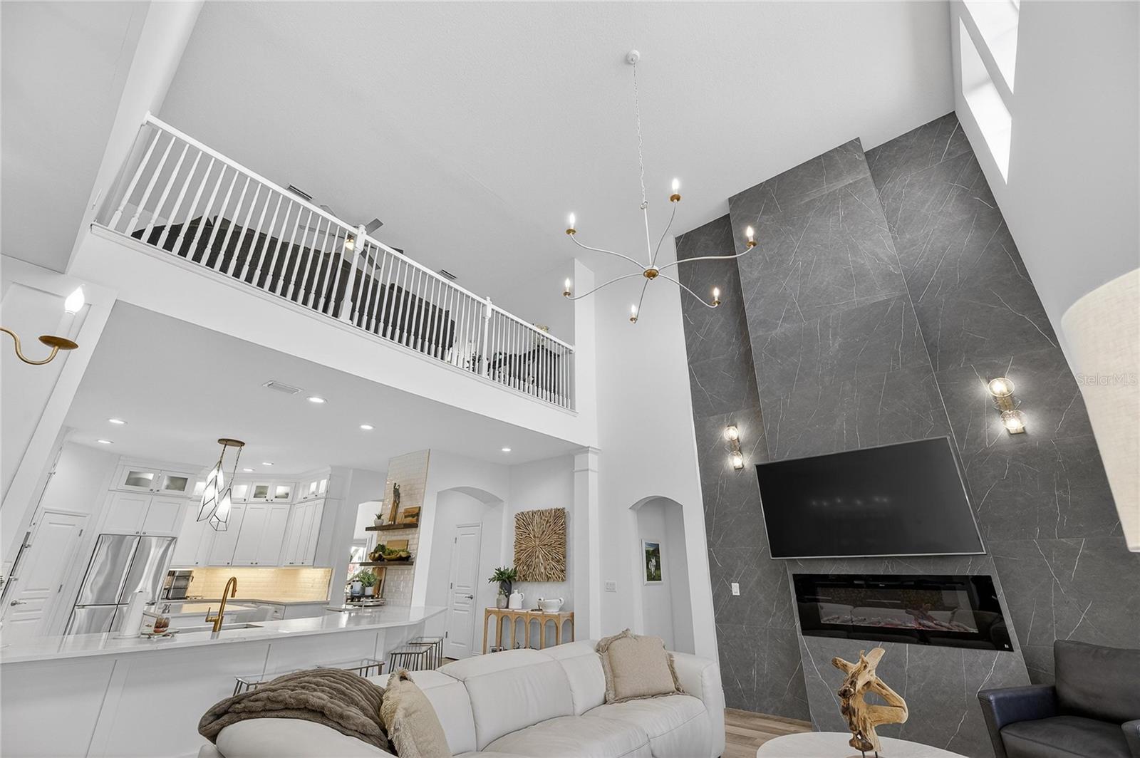 Image 38 of 96 For 415 Islebay Drive