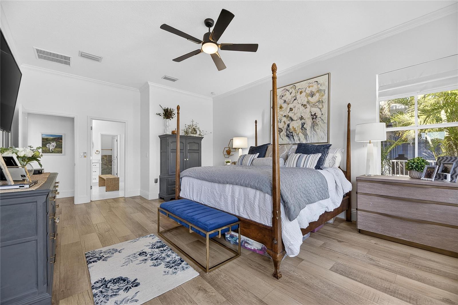 Image 44 of 96 For 415 Islebay Drive