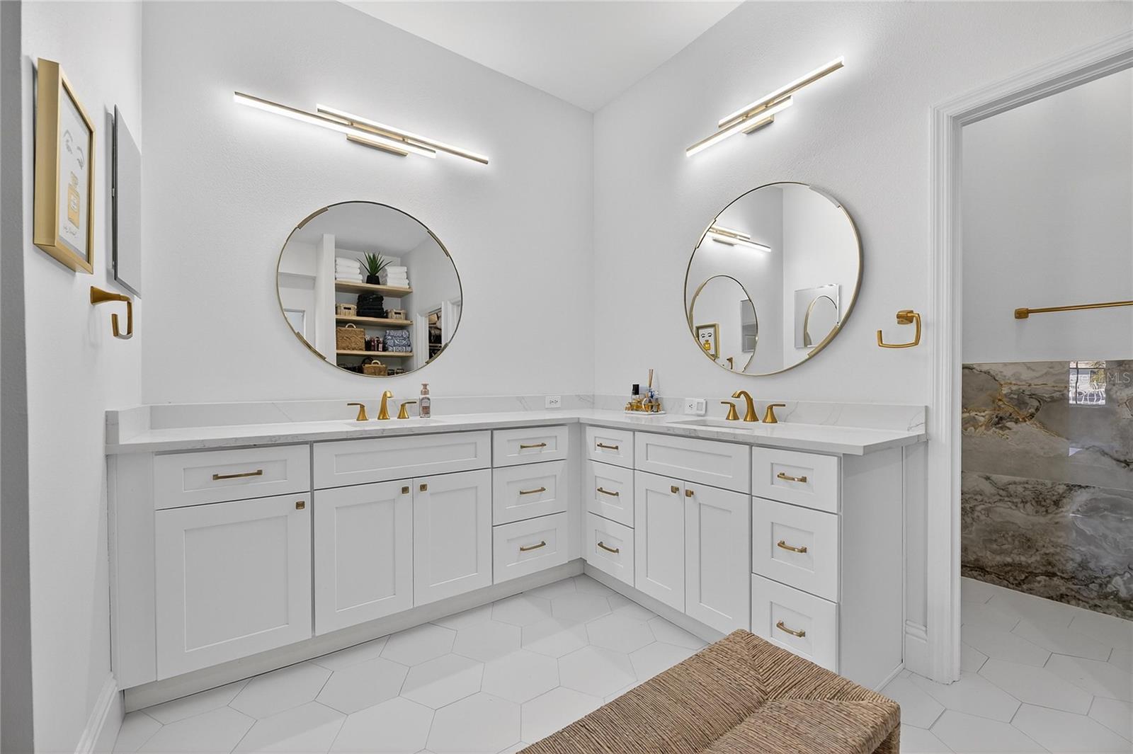 Image 46 of 96 For 415 Islebay Drive