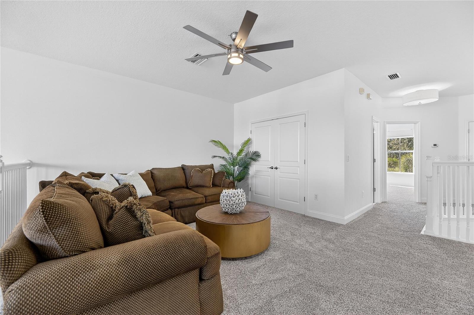 Image 53 of 96 For 415 Islebay Drive