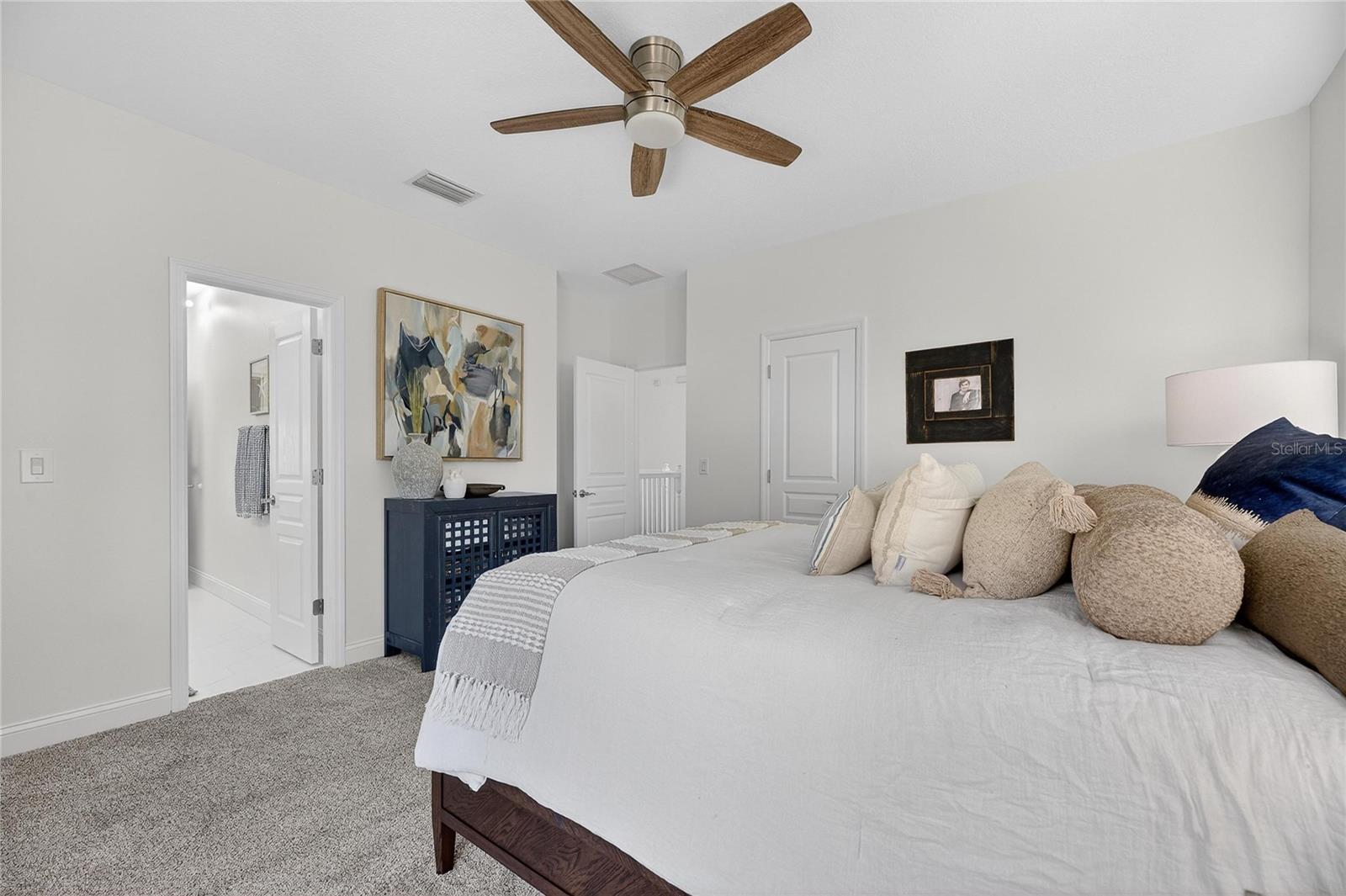 Image 63 of 96 For 415 Islebay Drive