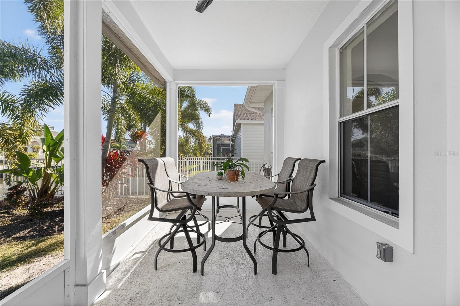 Image 69 of 96 For 415 Islebay Drive