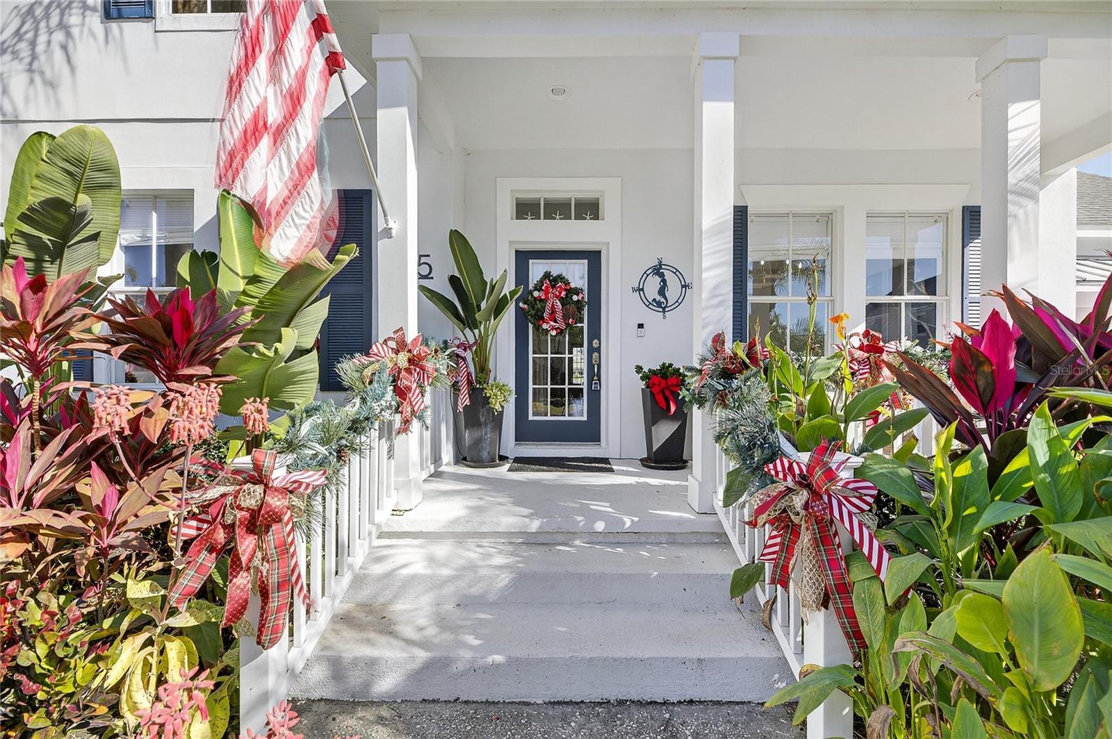 Image 8 of 96 For 415 Islebay Drive