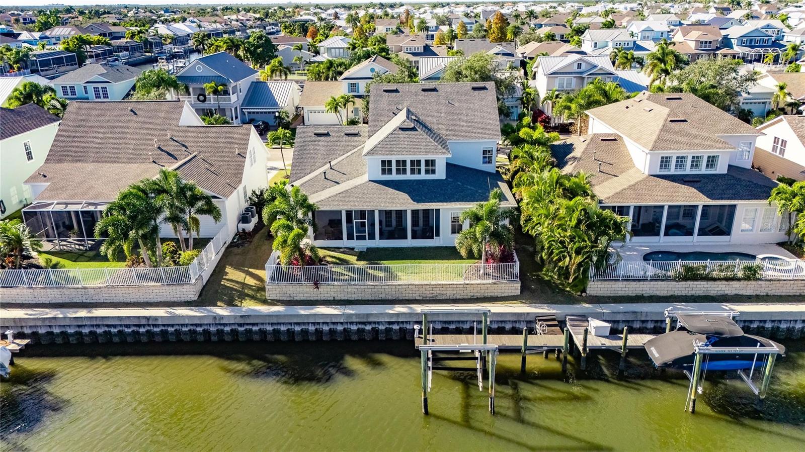 Image 82 of 96 For 415 Islebay Drive