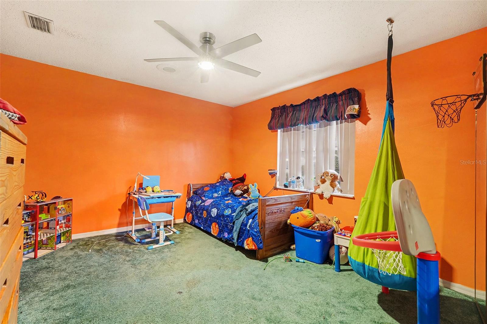 Image 15 of 25 For 12 Matricaria Court