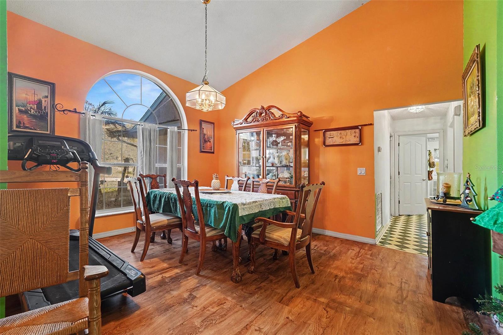 Image 8 of 25 For 12 Matricaria Court