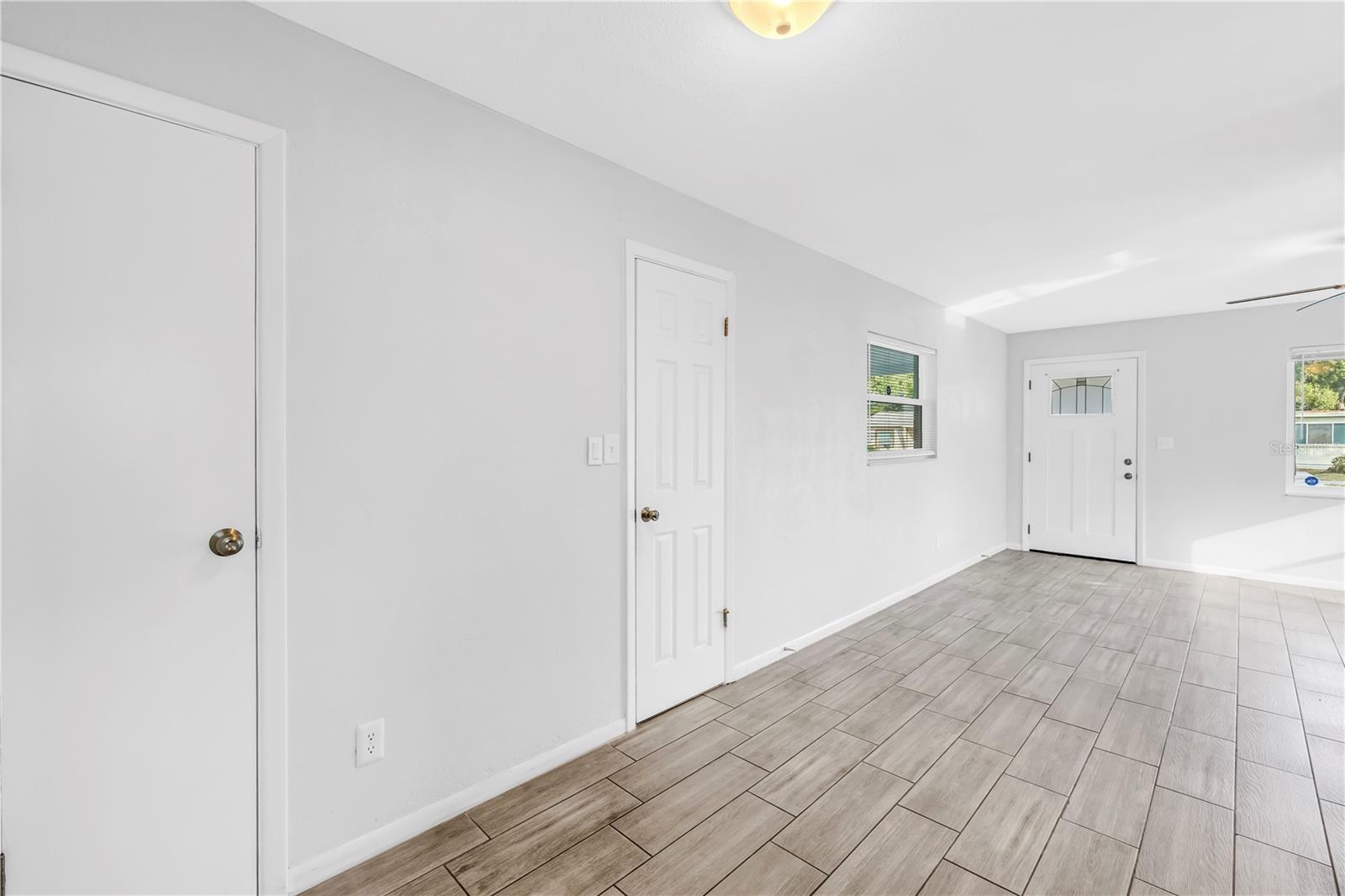 Image 15 of 34 For 5026 3rd Avenue S