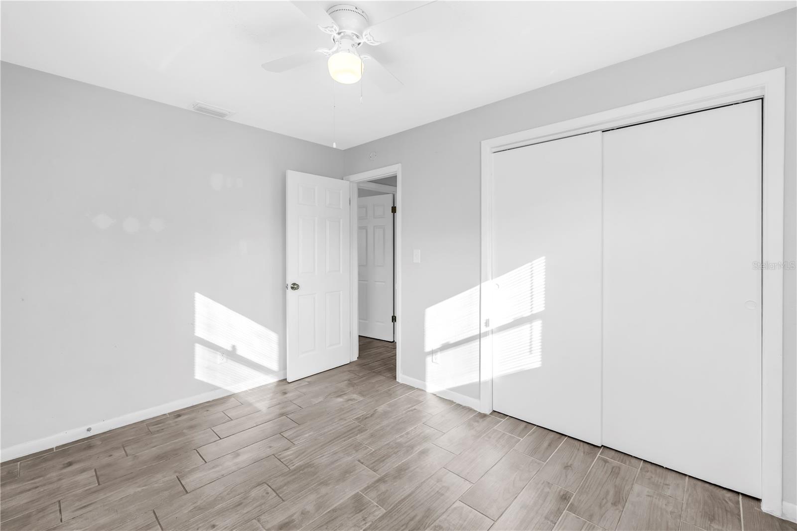 Image 21 of 34 For 5026 3rd Avenue S