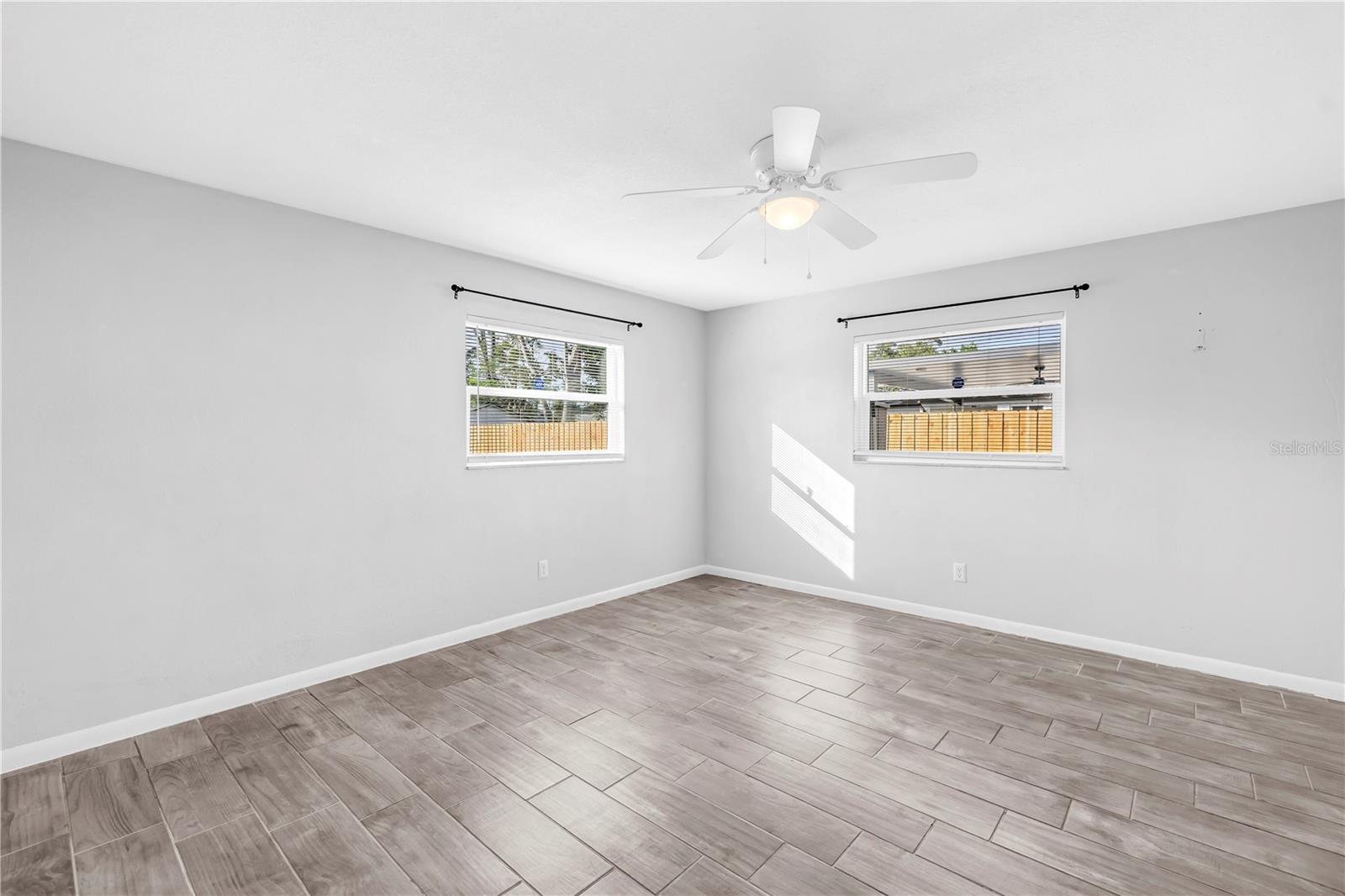 Image 22 of 34 For 5026 3rd Avenue S