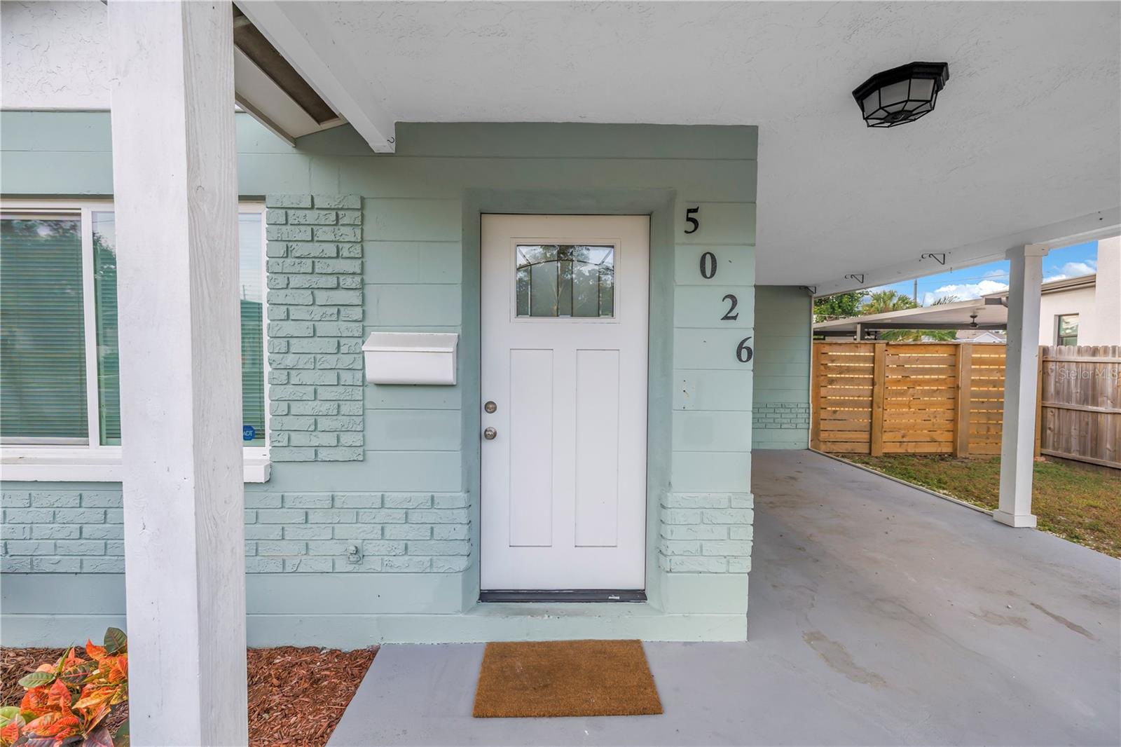 Image 8 of 34 For 5026 3rd Avenue S