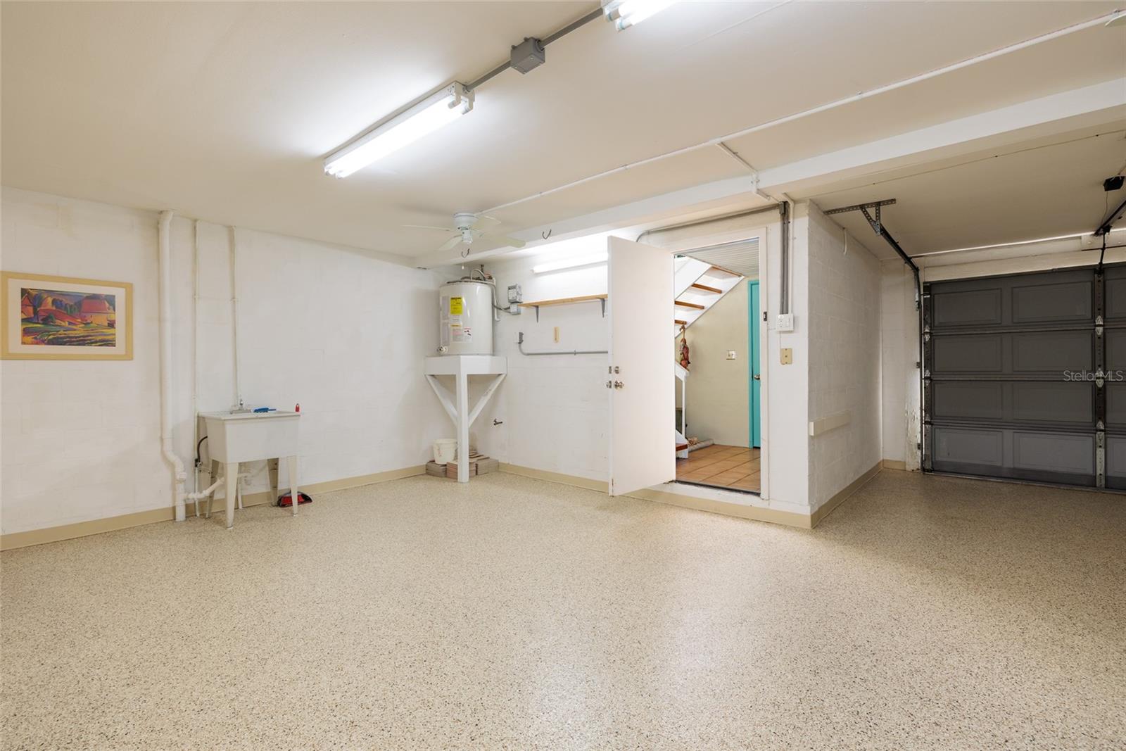 Image 25 of 64 For 216 Sun Vista Ct S