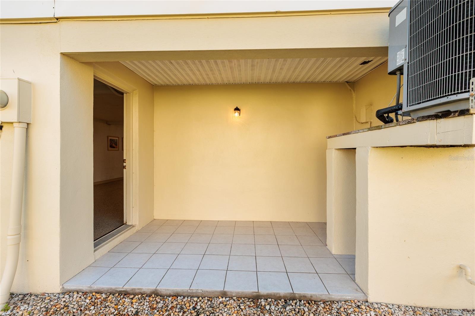 Image 30 of 64 For 216 Sun Vista Ct S